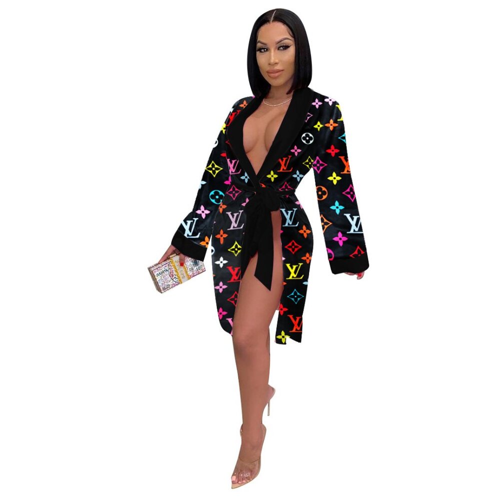 KJ115 Black Stars and V Design Silk/Satin Robe